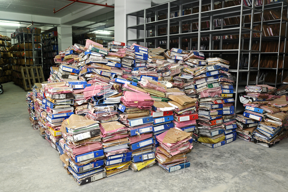 Volles Archiv vor der Räumung